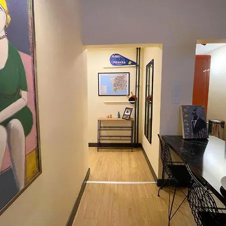 Local Artist's, Well Designed Spacious Garden Floor Apartment Istanbul